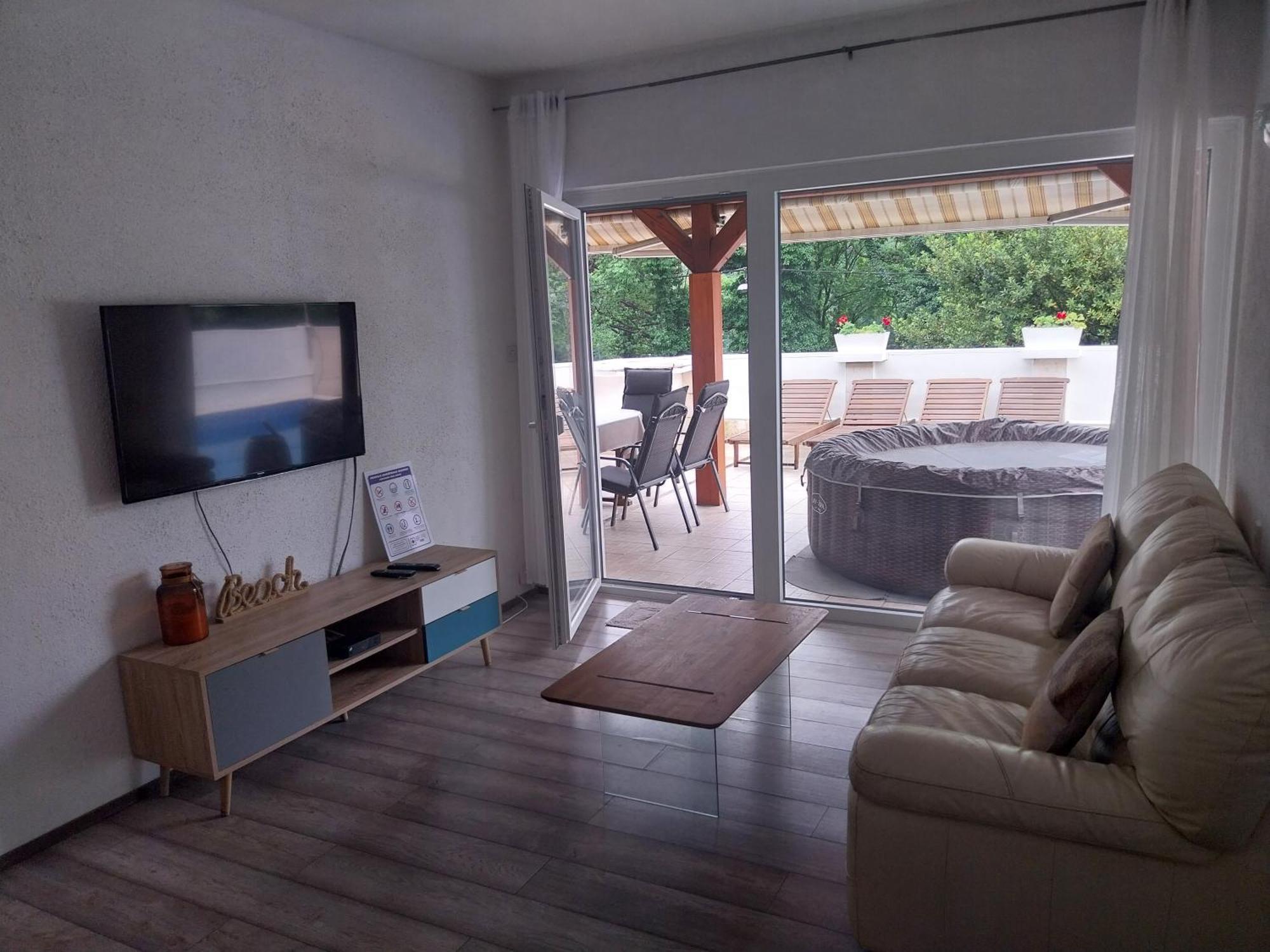 Vila Brig 108 - Private Swimming Pool And Jacuzzi 里耶卡 外观 照片